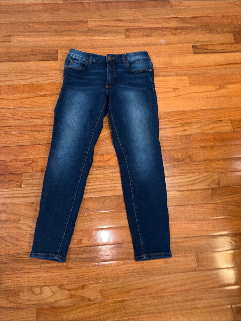 Tahari Indigo Skinny Jeans